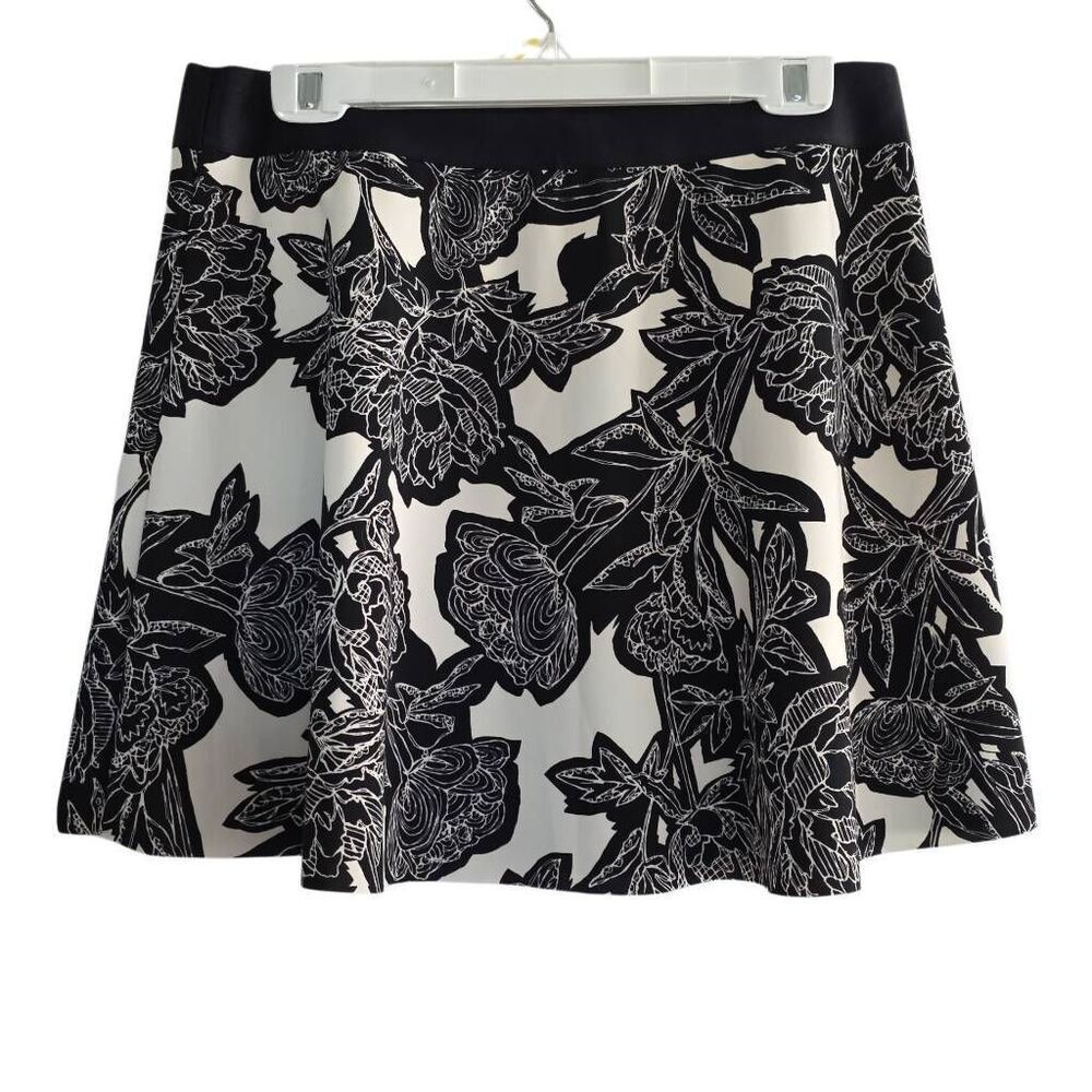 Express Women's Size Large White Black Floral Print Skater Skirt